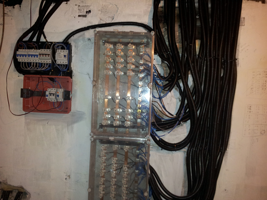 Incnedio en centralización de un bloque en Montequinto