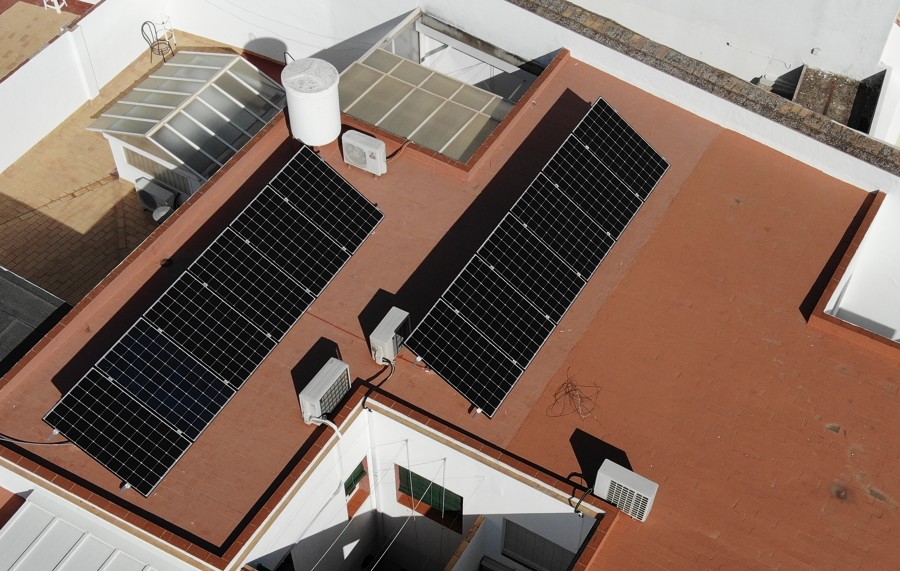 Instalación Solar Fotovoltaica de Autoconsumo en vivienda