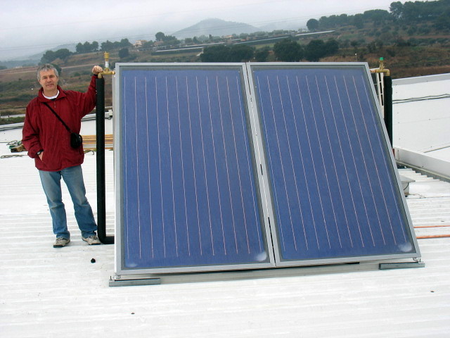 Instal·lació solar tèrmica per ACS