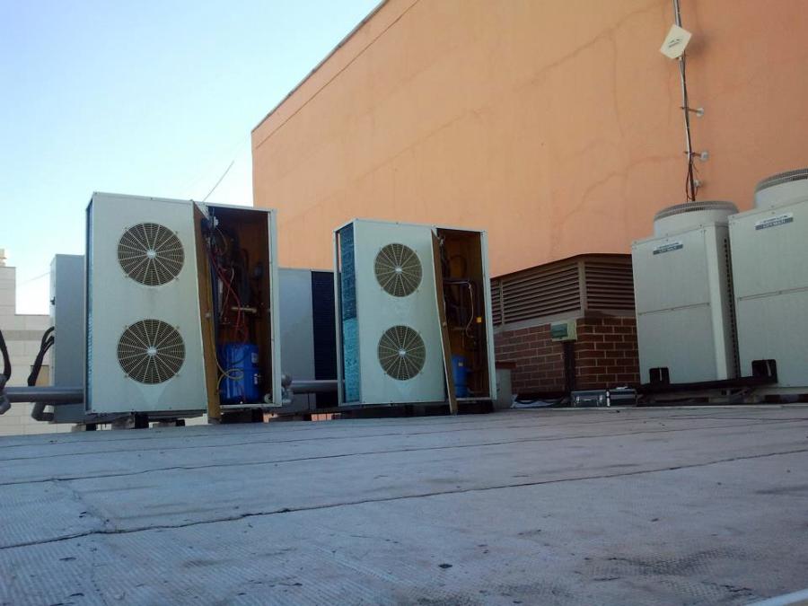 INSTALACIÓN AIRE ACONDICIONADO