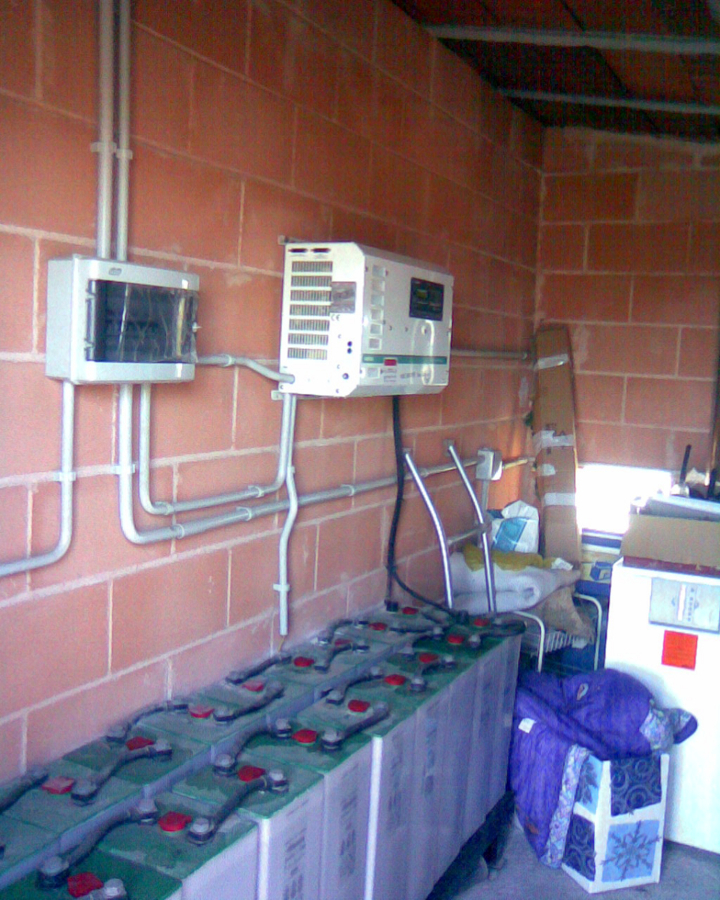 INSTALACION BATERIAS FOTOVOLTAICA
