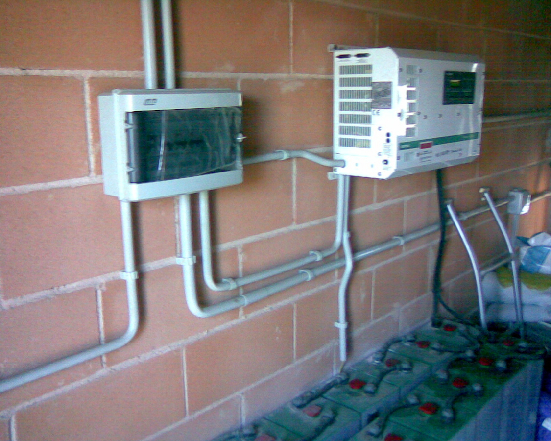 INSTALACION BATERIAS FOTOVOLTAICA