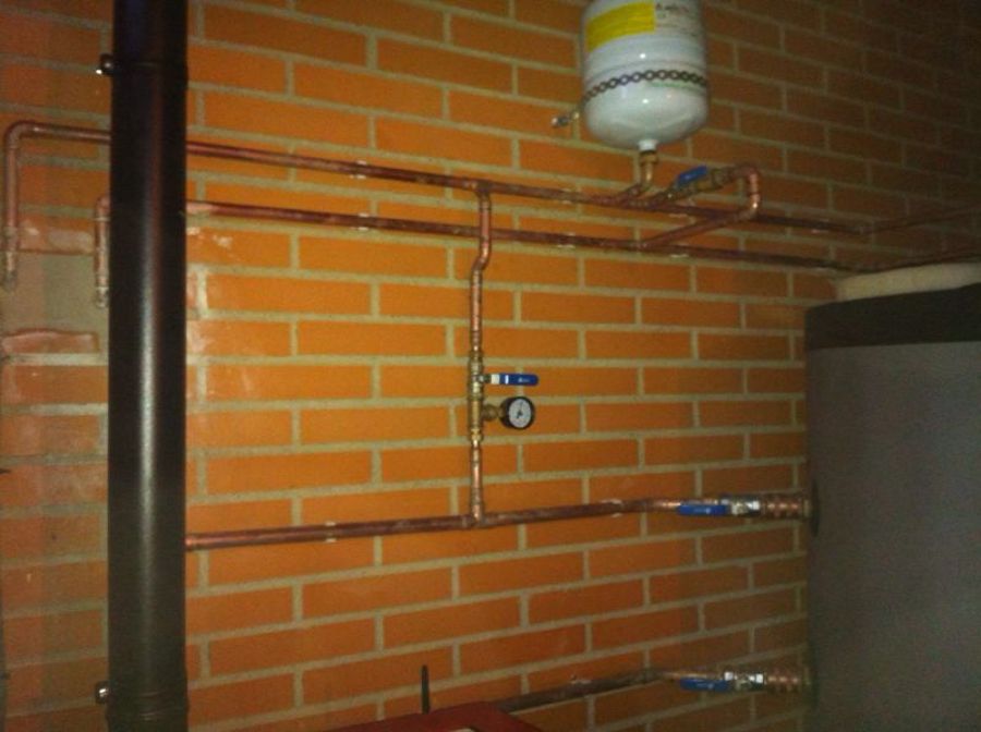 Instalación caldera de biomasa