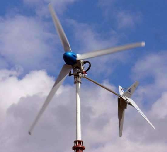 Instalacion de aerogenerador de 1Kw.