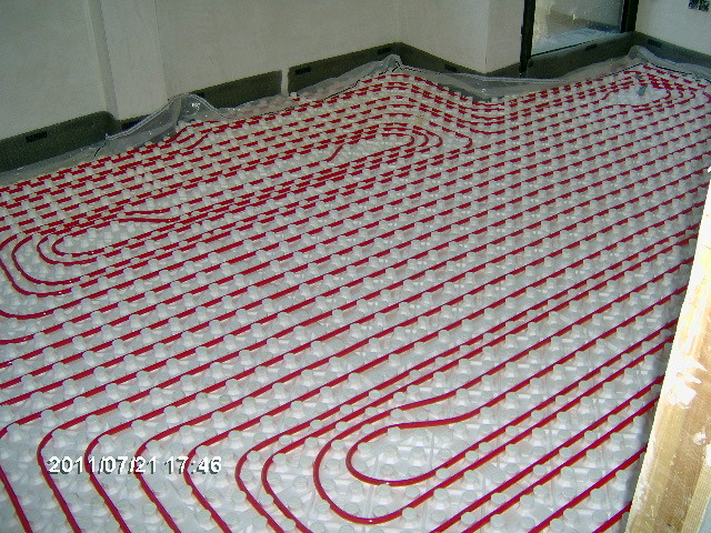 Instalación de calefacción por suelo radiante