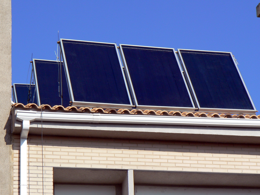 Instalación de captadores solares térmicos