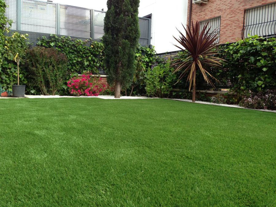 Instalación de césped artificial