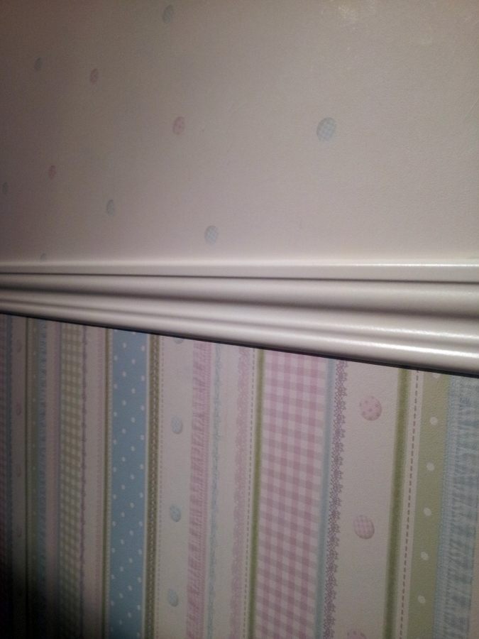 Instalación de Papel Vinilico y Moldura