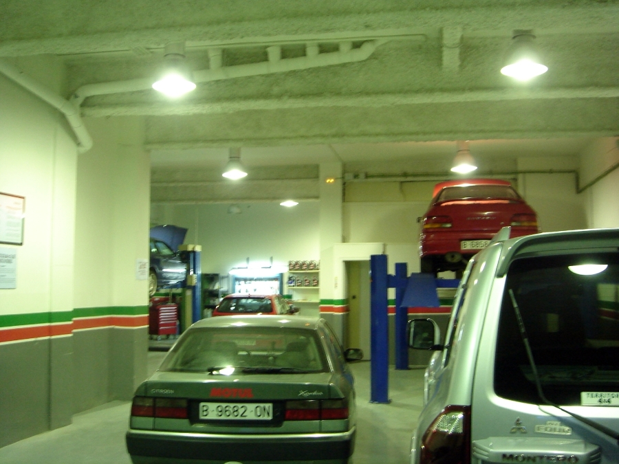Instalacion de taller automoviles