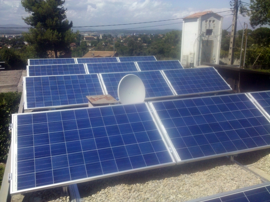 Instalación electricidad solar con conexión a compañía eléctrica