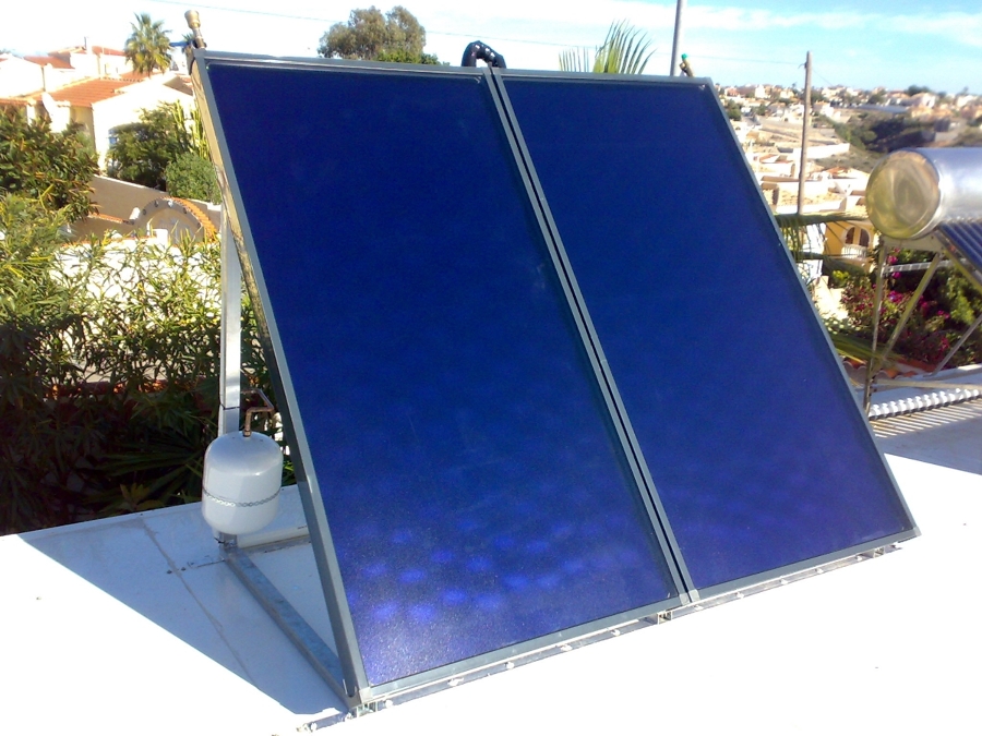 Instalación para climatización de piscina cubierta