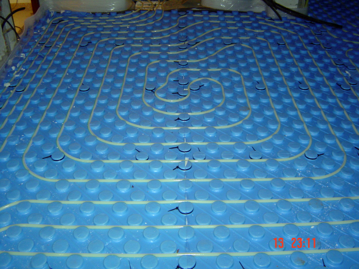 INSTALACIÓN SUELO RADIANTE