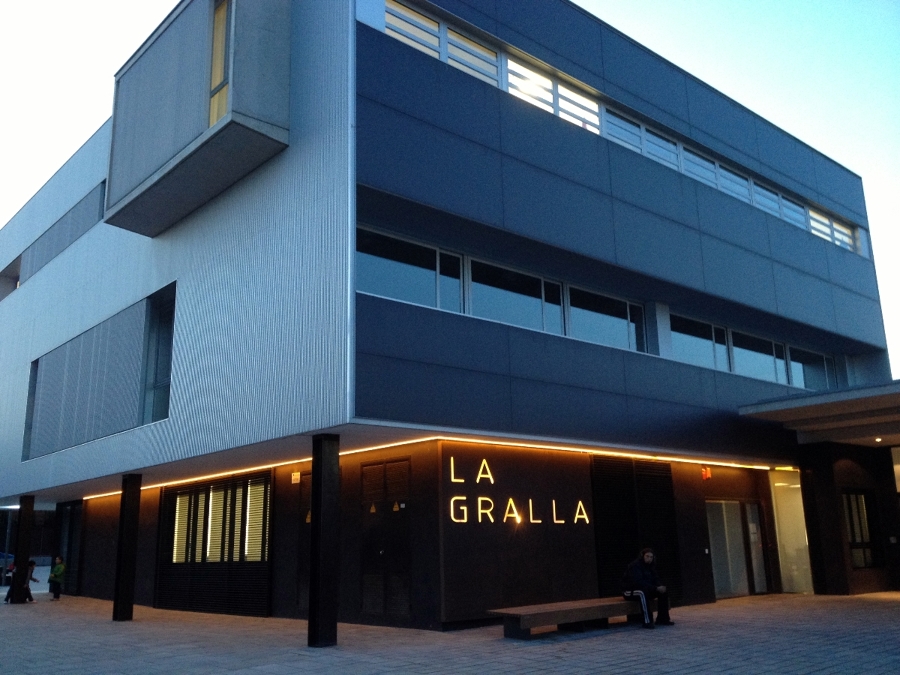 Instalaciones interiores de electricidad, clima, red informatica, iluminacion, etc.