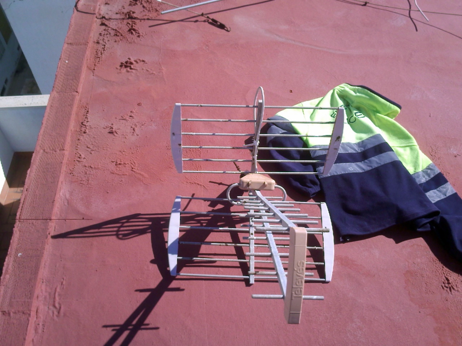 INSTALANDO ANTENA Y PASANDO CALOR