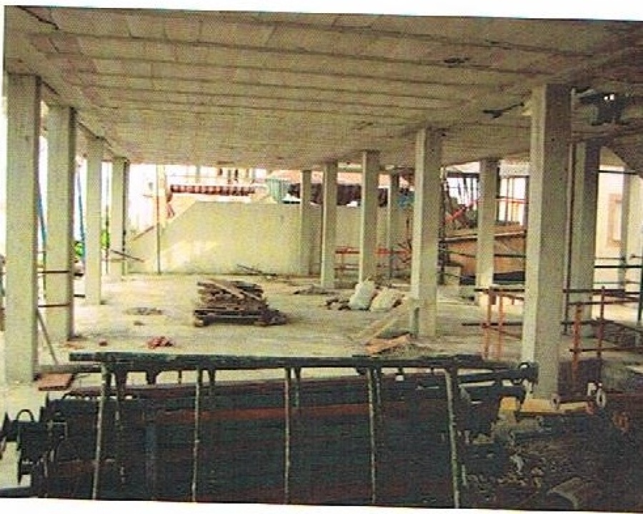 INTERIOR DE EDIFICIO DIAFANO