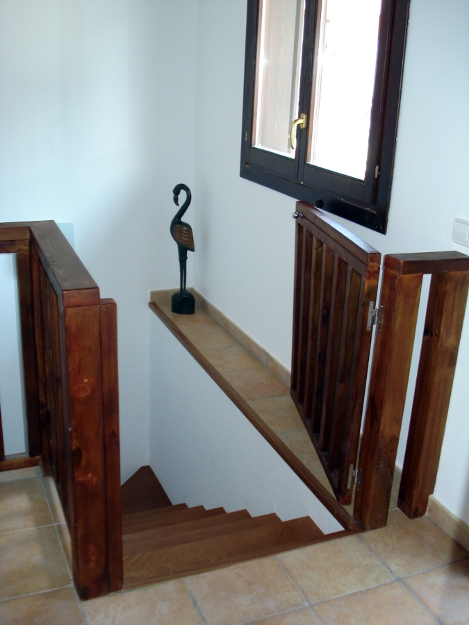 INTERIOR VIVIENDA CORBERA