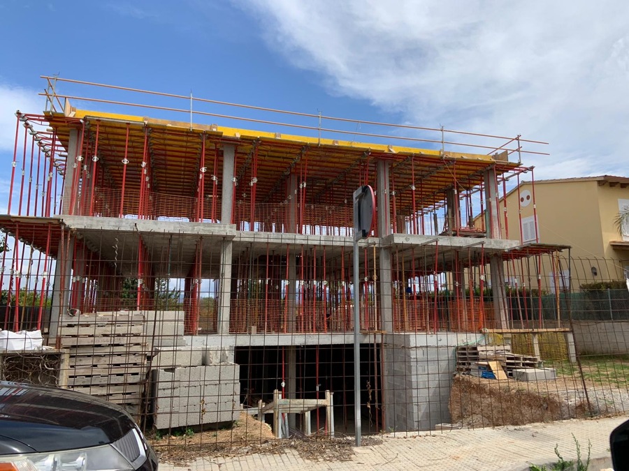 CONSTRUCCIÓN DE DOS VIVIENDAS ADOSADAS