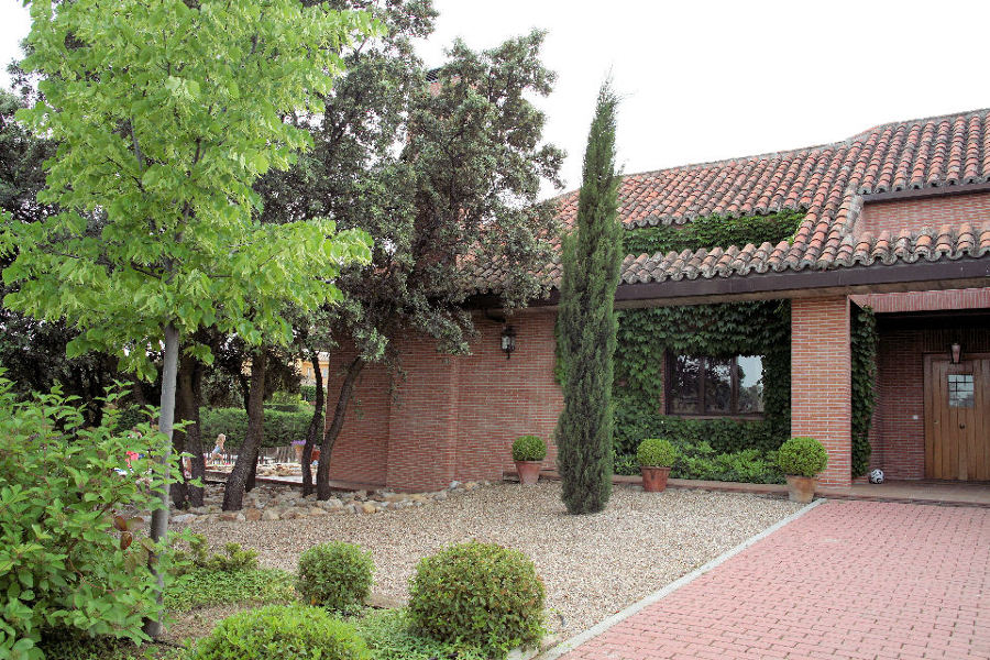 Jardin de entrada a vivienda