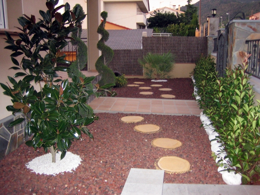 JARDÍN PARTICULAR EN OLESA DE MONTSERRAT