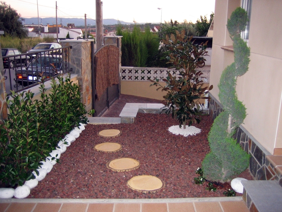 JARDÍN PARTICULAR EN OLESA DE MONTSERRAT