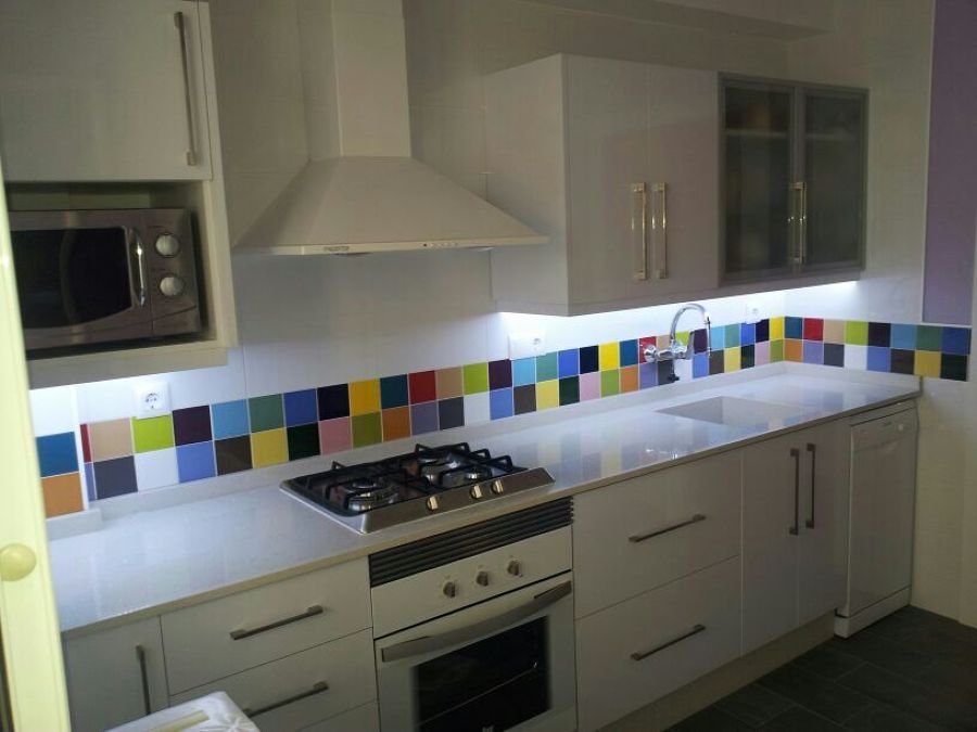 cocina estratificado blanco brillo