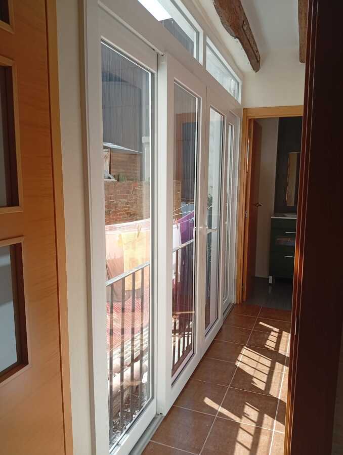 BALCONERA 4 HOJAS CON FIJO SUPERIOR