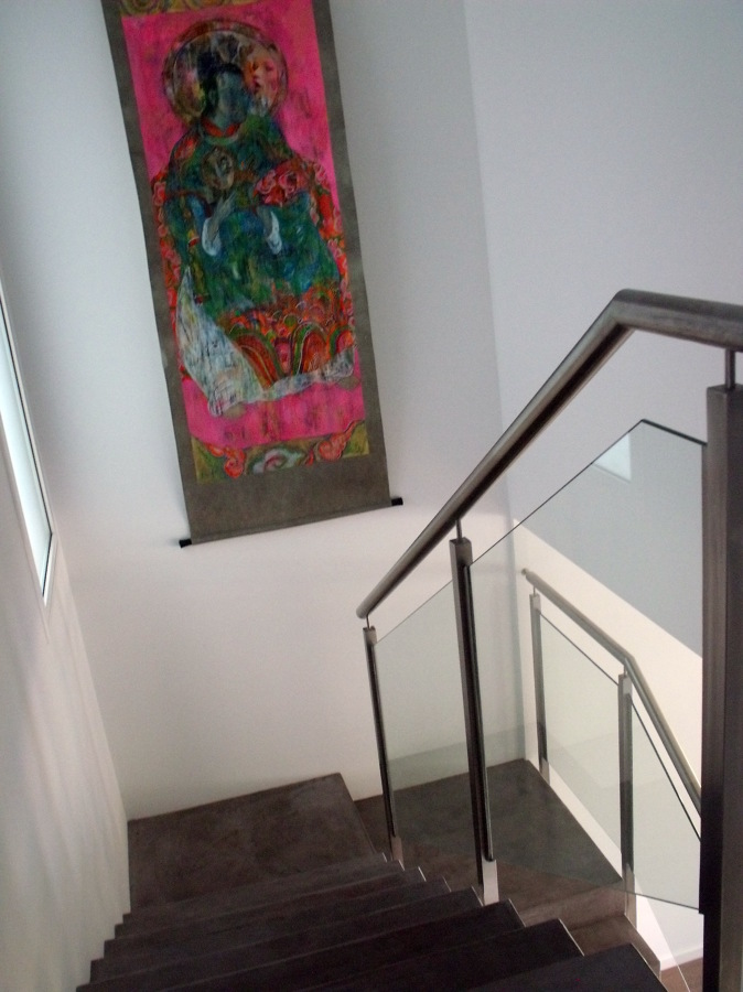 ACCÉS PLANTA INFERIOR