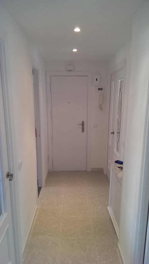 lacado, antes roble barnizado