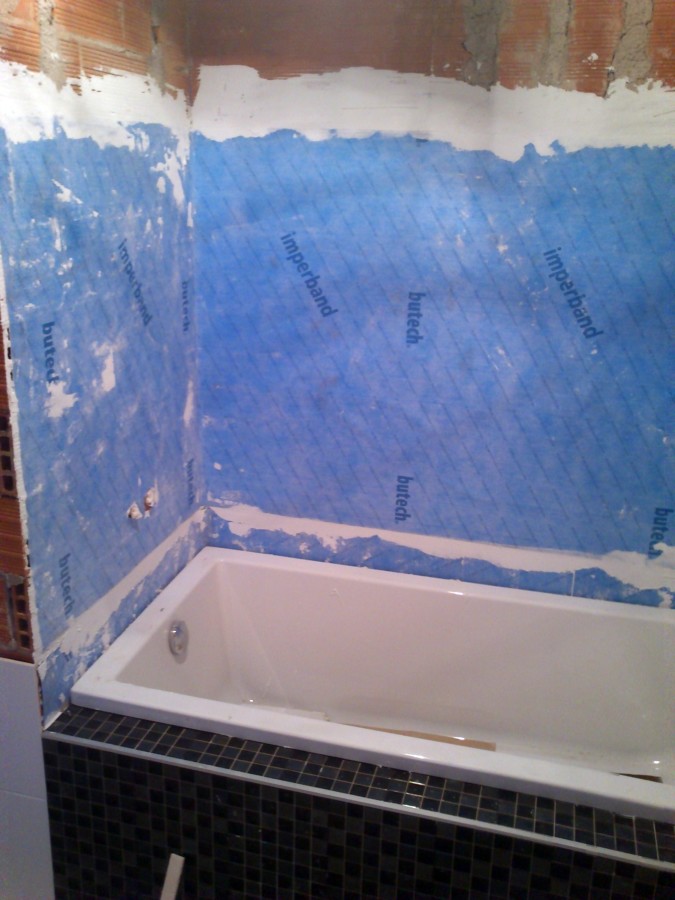 Lamina imperniable para proteger humedades en habitaciones laterales