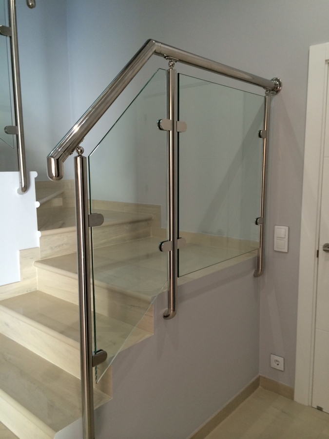 BARANDILLA A.INOX Y VIDRIO