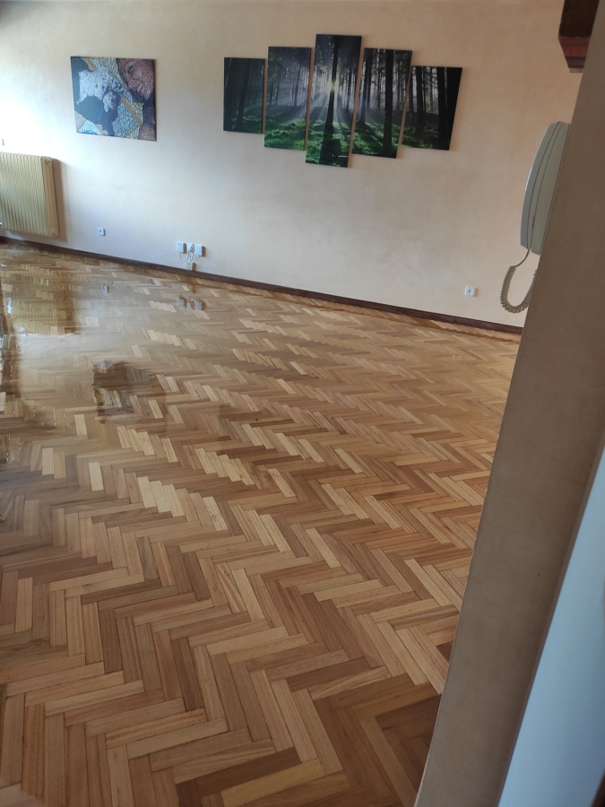 Restauración Parquet Salon