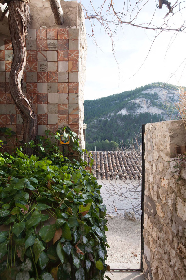 LeAatelier_Paisajismo casa campo-puerta entrada