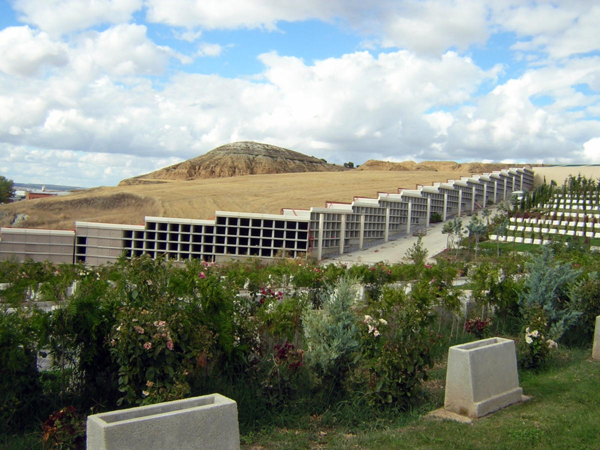 LEGALIZACIÓN CEMENTERIO "PARQUE EL SALVADOR". SANTOVENIA DE PISUERGA. VALLADOLID