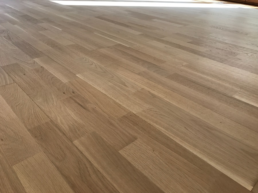 Lijado y Barnizado con barniz al Agua Natural