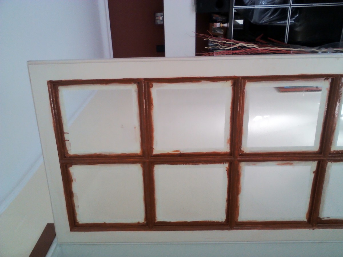 Lijar y pintar puerta pasillo a comedor.