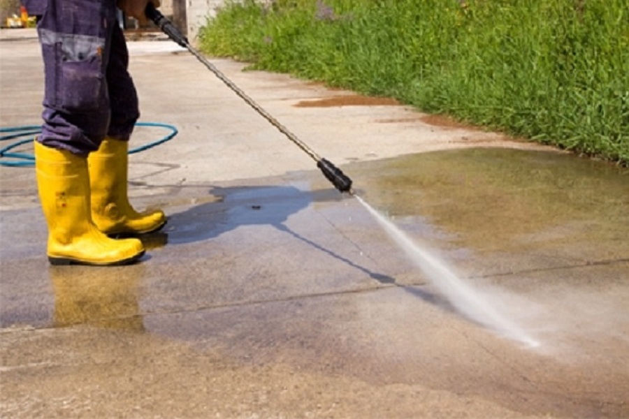 LIMPIEZA CON MAQUINA A PRESIÓN