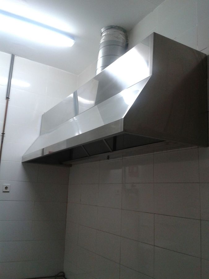 Limpieza de extractor y campana cocina restaurante