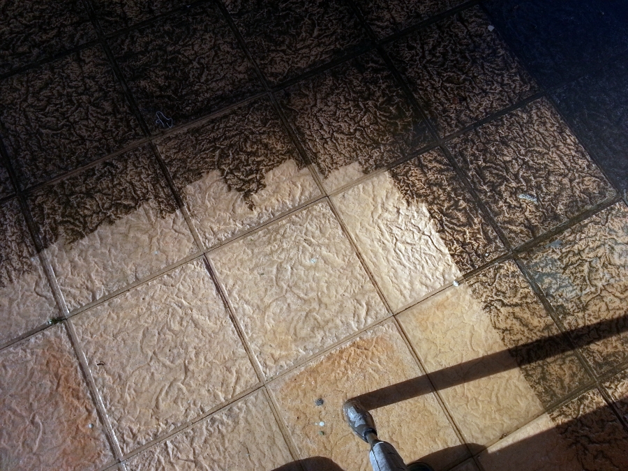 Limpieza con máquina hidrolimpiadora