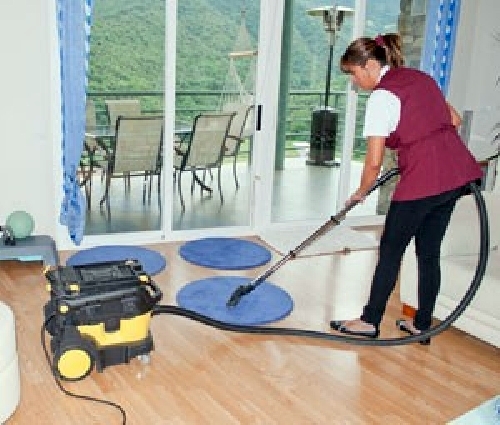 Limpieza de alfombras, moquetas, sofás, sillas de tela...