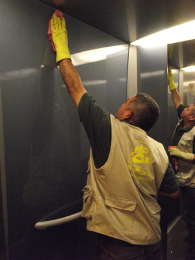 Limpieza de Comunidades