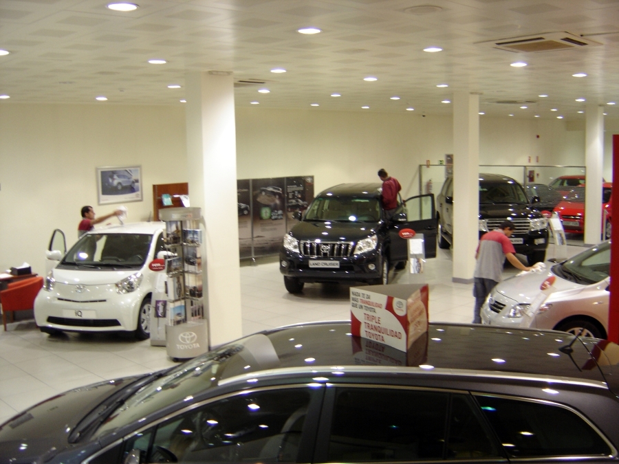 Limpieza de Concesionarios