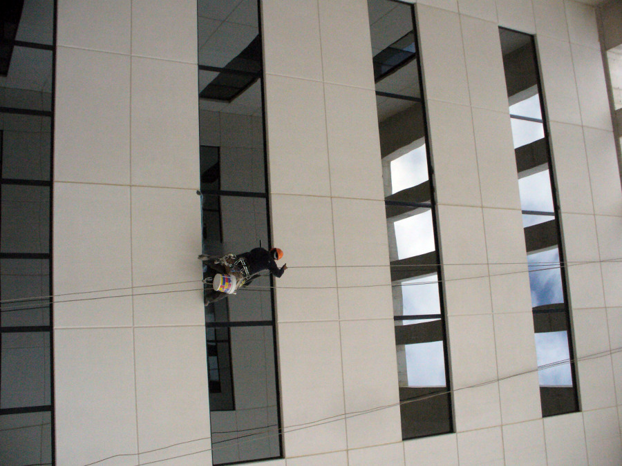 LIMPIEZA DE CRISTALES 1