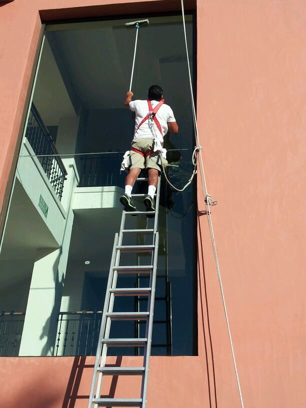 Limpieza de cristales en altura