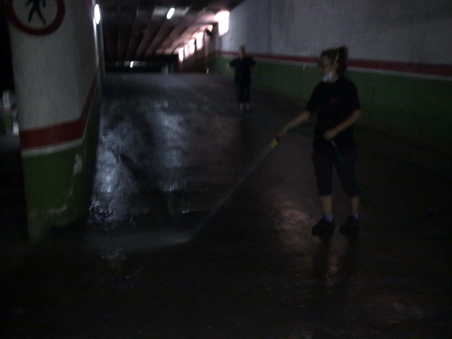 limpieza de parking de 4500m2