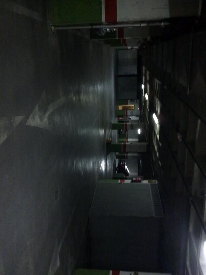 limpieza de parking de 4500m2