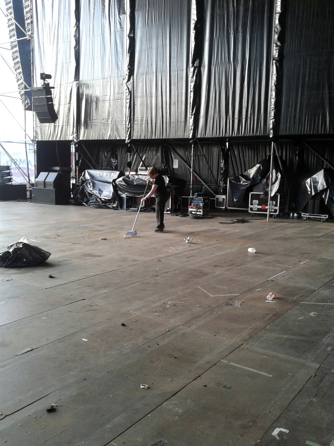 limpieza escenario amstel 2013