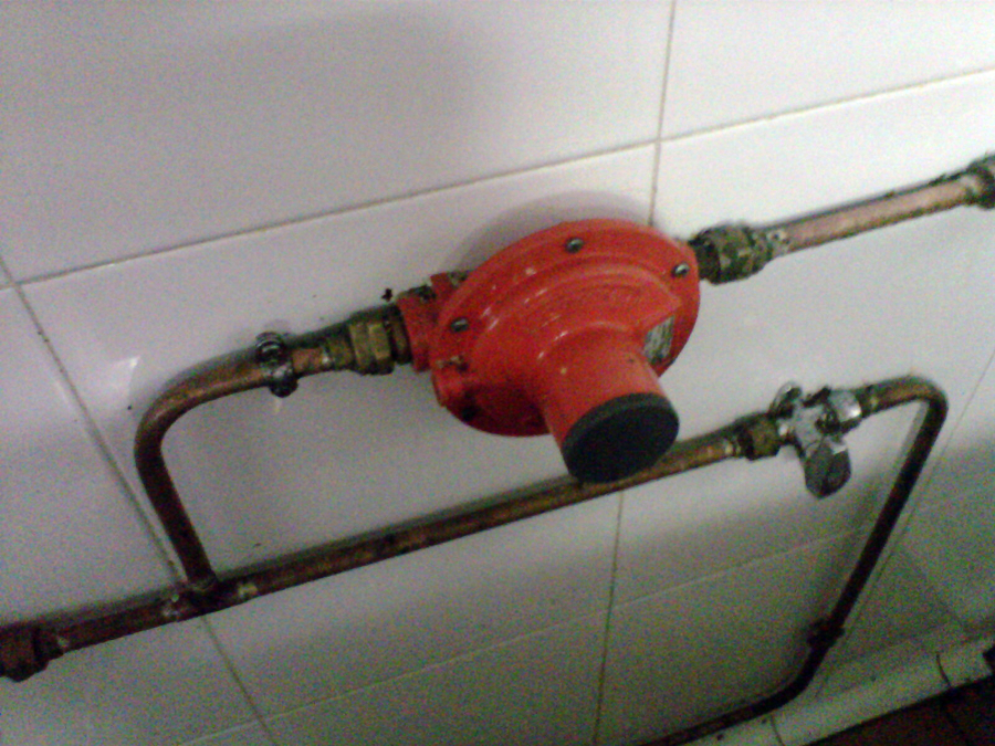 Limpieza grasa en conductos y llave gas,restaurante