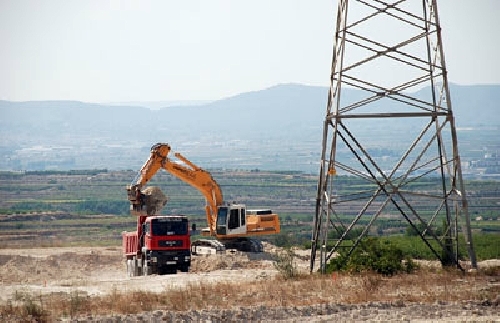LIMPIEZA Y DESBROCE DEL TERRENO