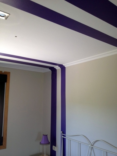 listas verticales decorando