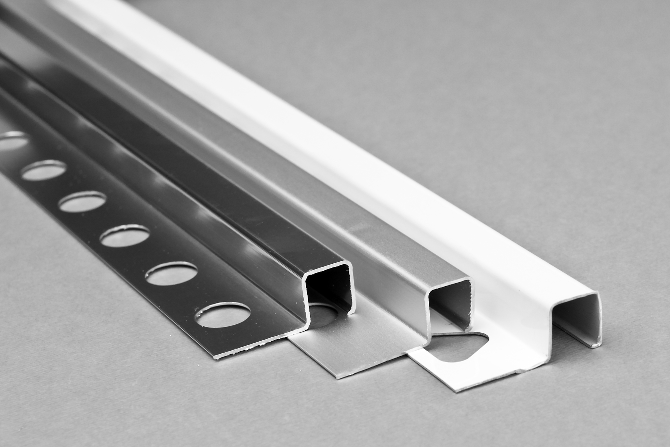 LISTELOS  DE ALUMINIO 12 X 12 MM